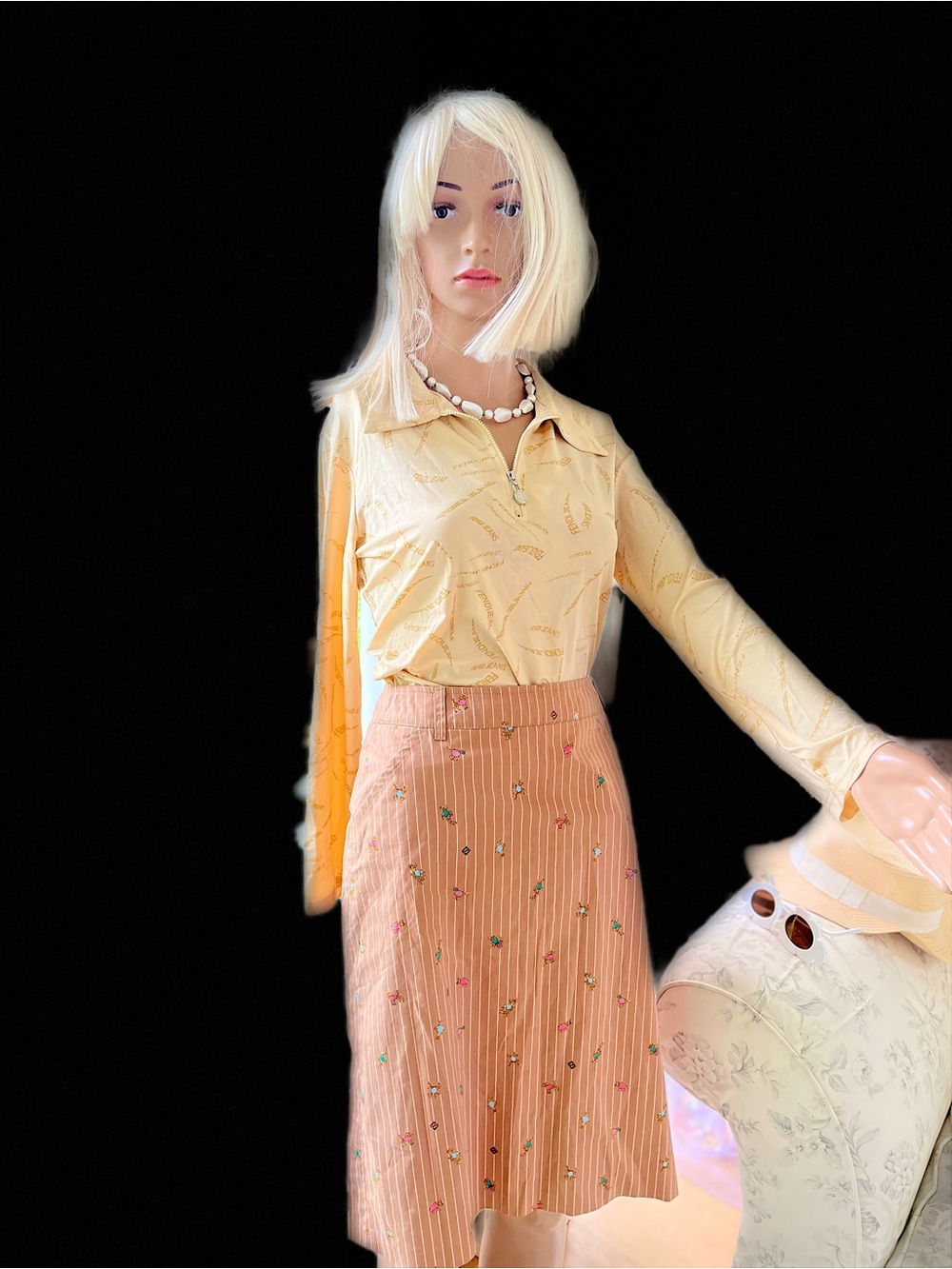 Fendi Tan Pinstripe Mini Skirt with Floral Embroidery - Picture 12 of 12